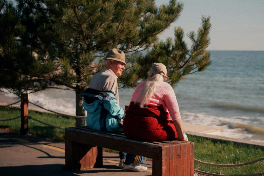 Maximize Your Retail Investment Potential With Life Settlements Over Policy Surrender